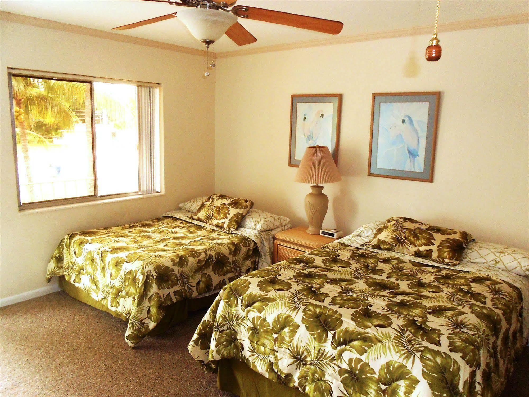 Hideaway Waterfront Resort Cape Coral Exterior foto